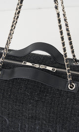 サイズ：FREE　カラー：BLK