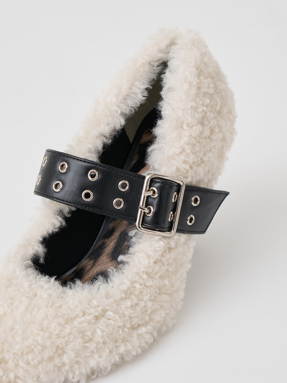 サイズ：L　カラー：IVO