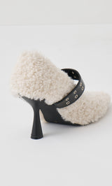 サイズ：L　カラー：IVO