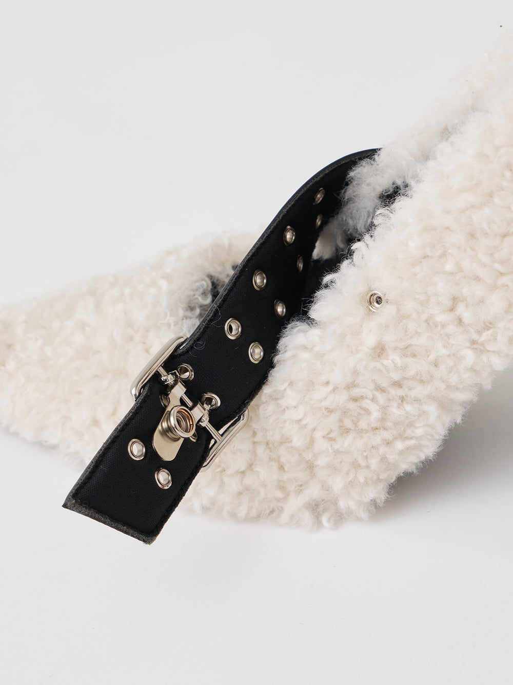 サイズ：L　カラー：IVO