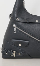 サイズ：FREE　カラー：BLK