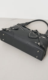 サイズ：FREE　カラー：BLK