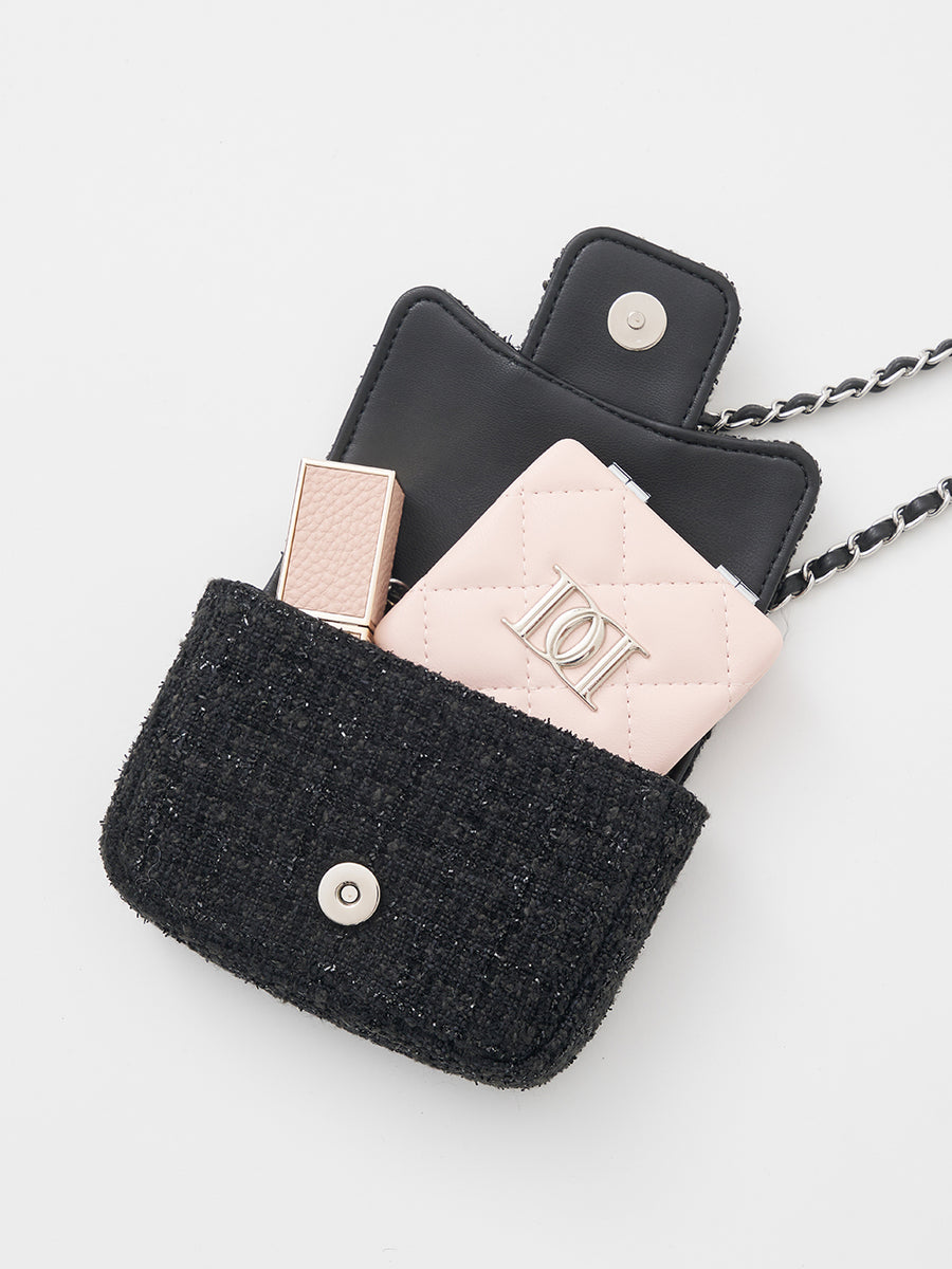 サイズ：FREE　カラー：BLK