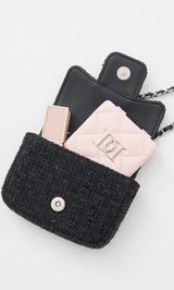 サイズ：FREE　カラー：BLK