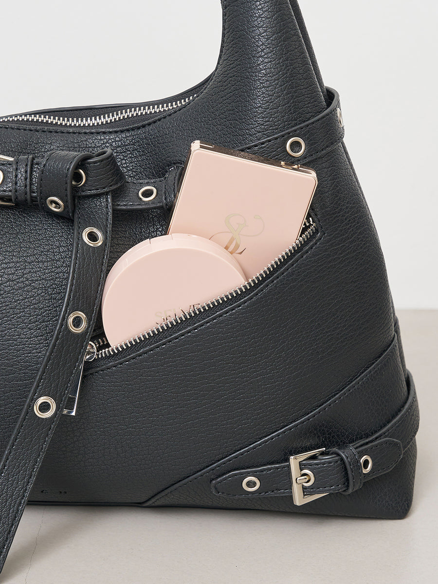 サイズ：FREE　カラー：BLK