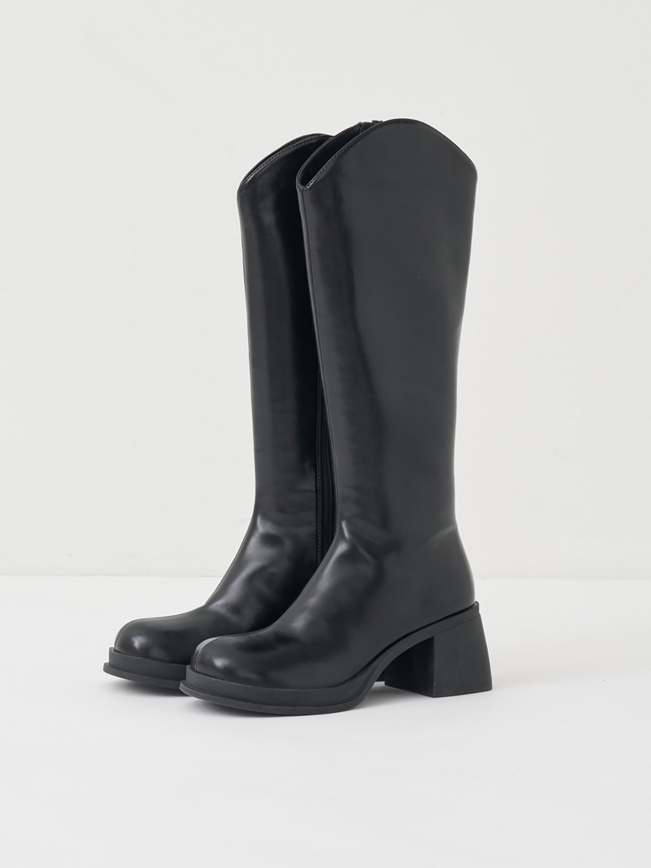 サイズ：M　カラー：BLK