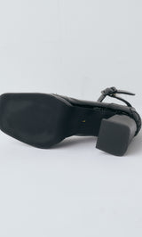 サイズ：L　カラー：BLK