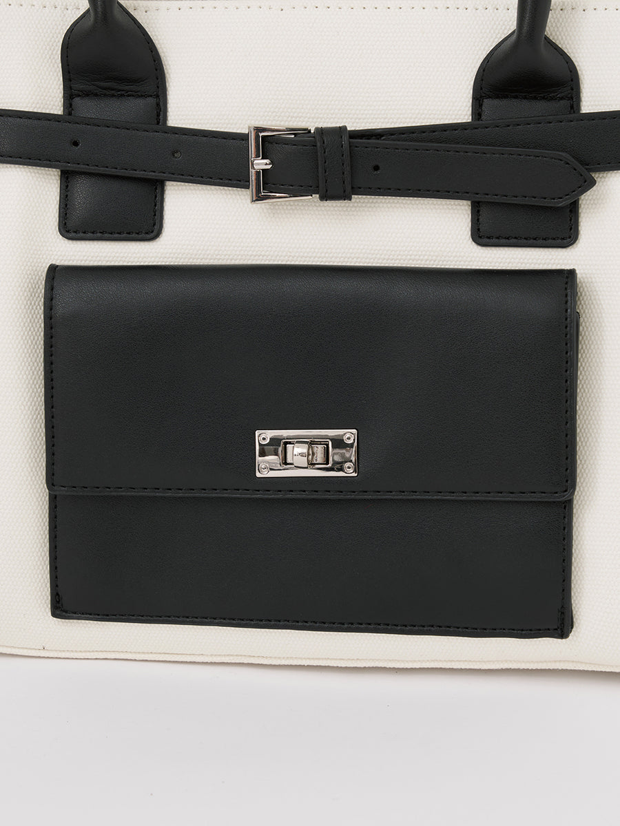 サイズ：FREE　カラー：IVO