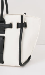 サイズ：FREE　カラー：IVO