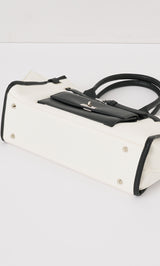 サイズ：FREE　カラー：IVO