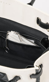 サイズ：FREE　カラー：IVO