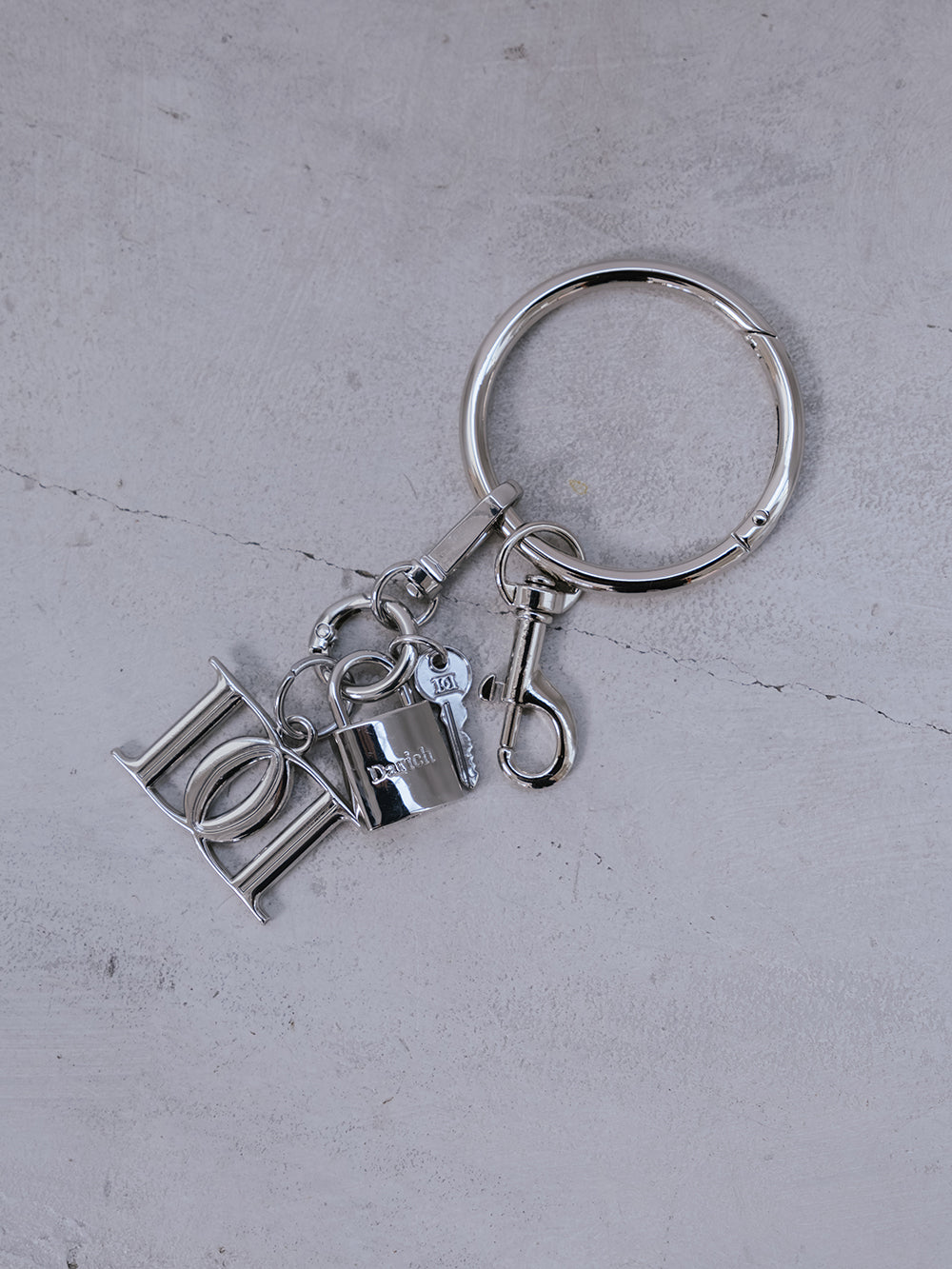 [Novelty] DD Logo Key Charm Holder