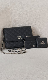 サイズ：FREE　カラー：BLK