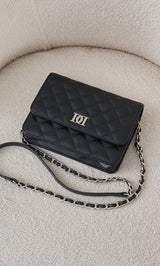 サイズ：FREE　カラー：BLK