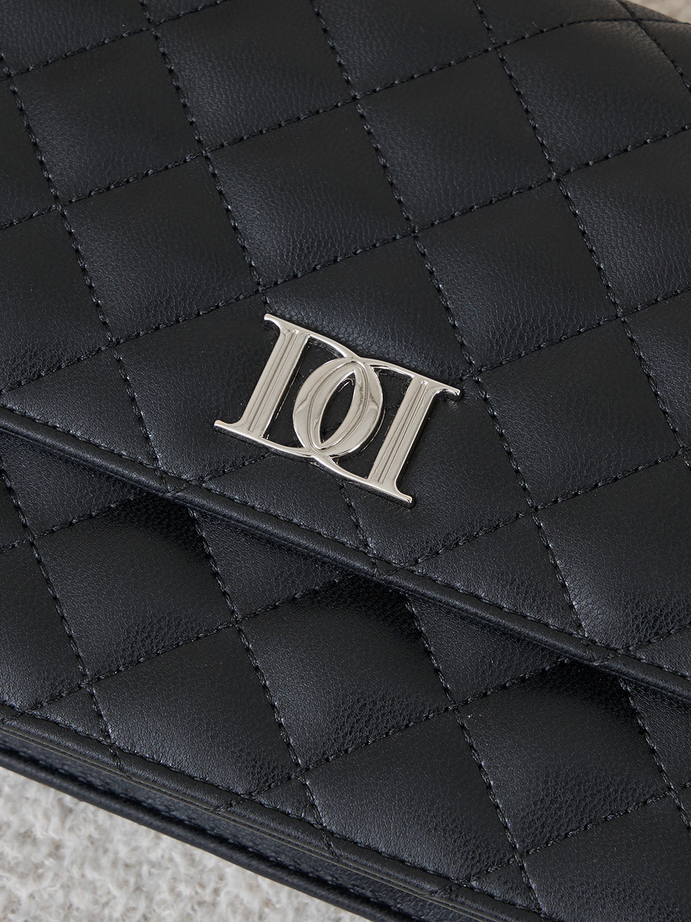 サイズ：FREE　カラー：BLK