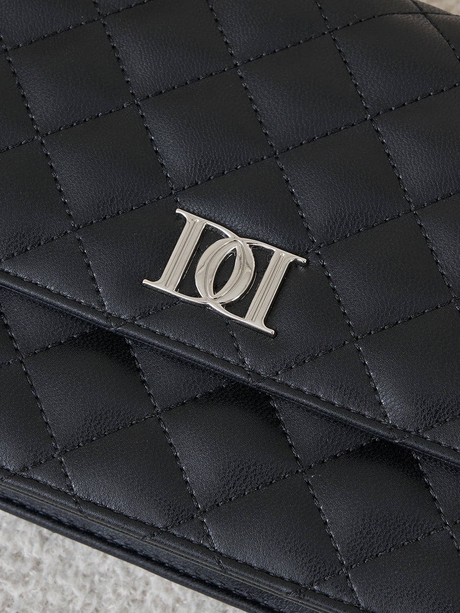 サイズ：FREE　カラー：BLK