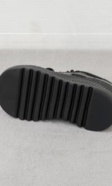 サイズ：L　カラー：BLK