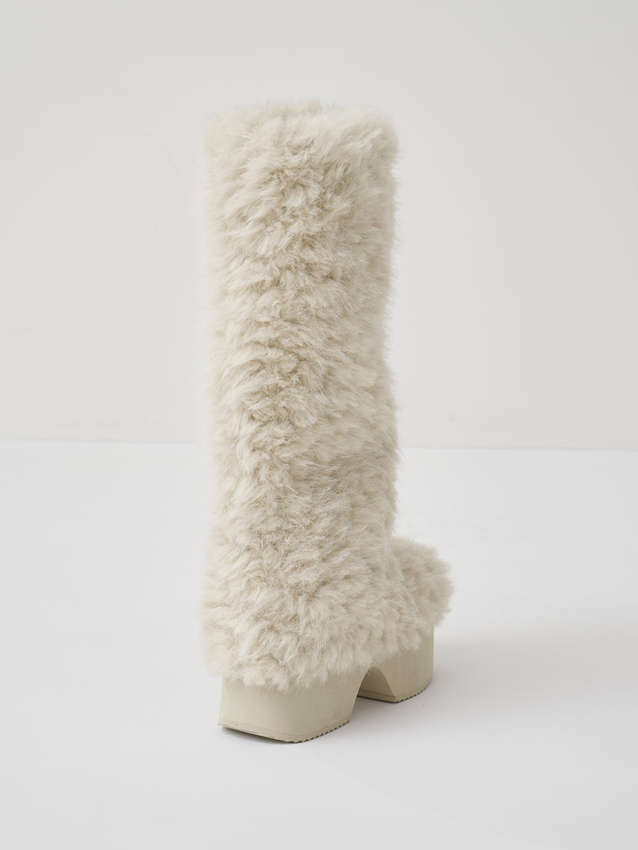 サイズ：M　カラー：IVO