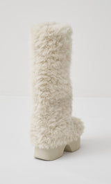 サイズ：M　カラー：IVO