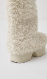 サイズ：M　カラー：IVO