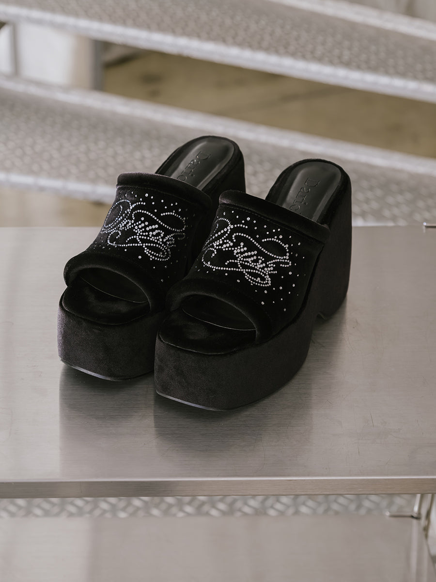 サイズ：L　カラー：BLK