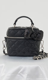 サイズ：FREE　カラー：BLK