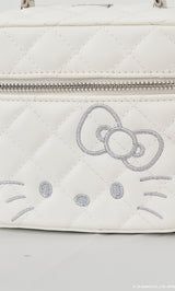 サイズ：FREE　カラー：WHT