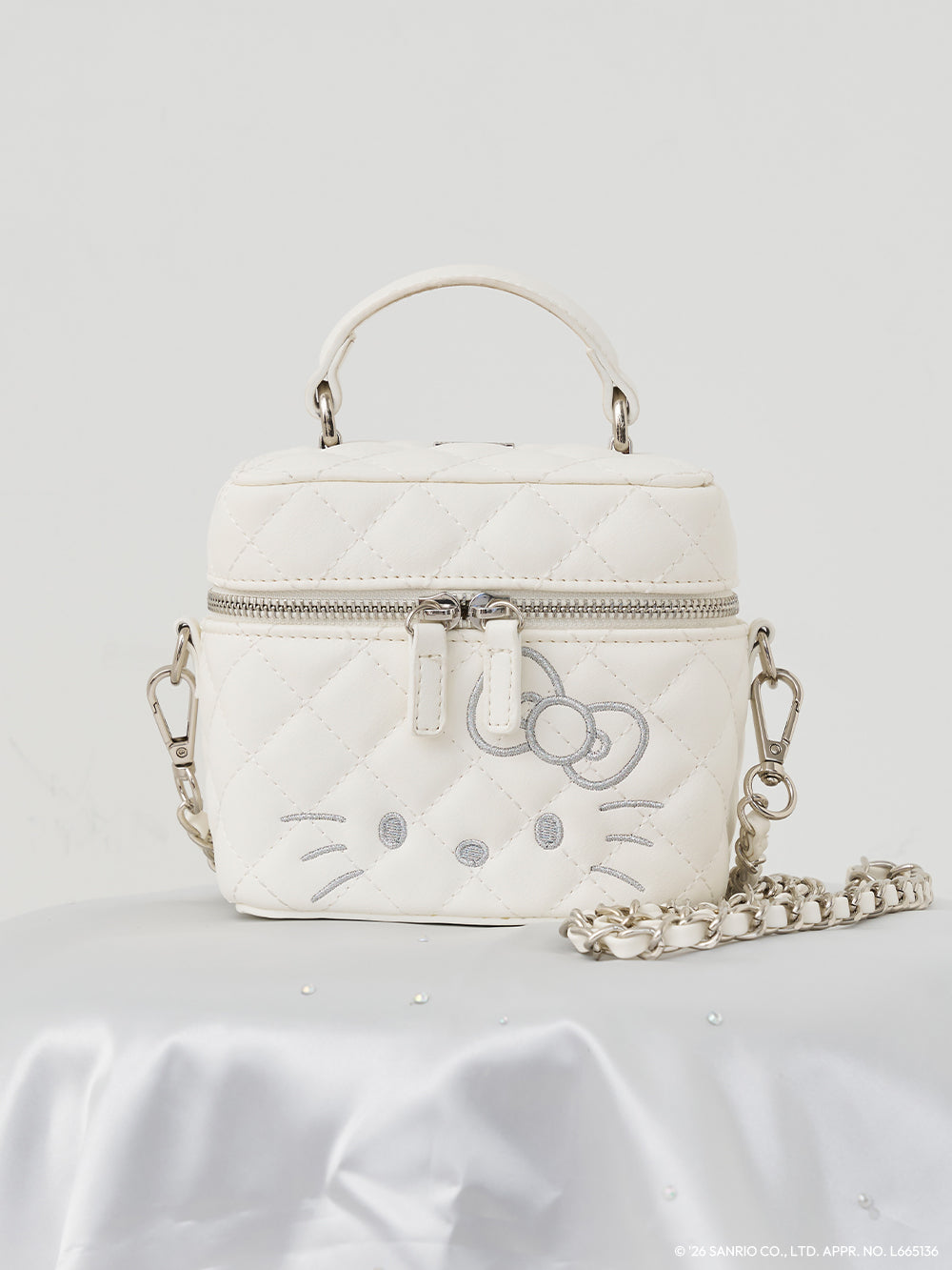 サイズ：FREE　カラー：WHT