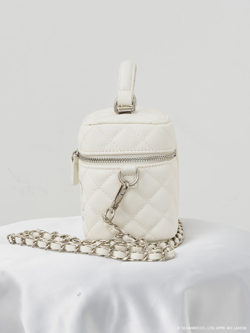 サイズ：FREE　カラー：WHT