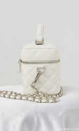 サイズ：FREE　カラー：WHT