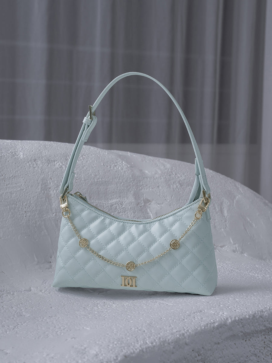 サイズ：FREE　カラー：SAX