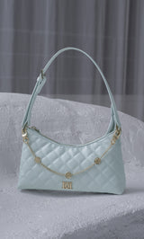 サイズ：FREE　カラー：SAX