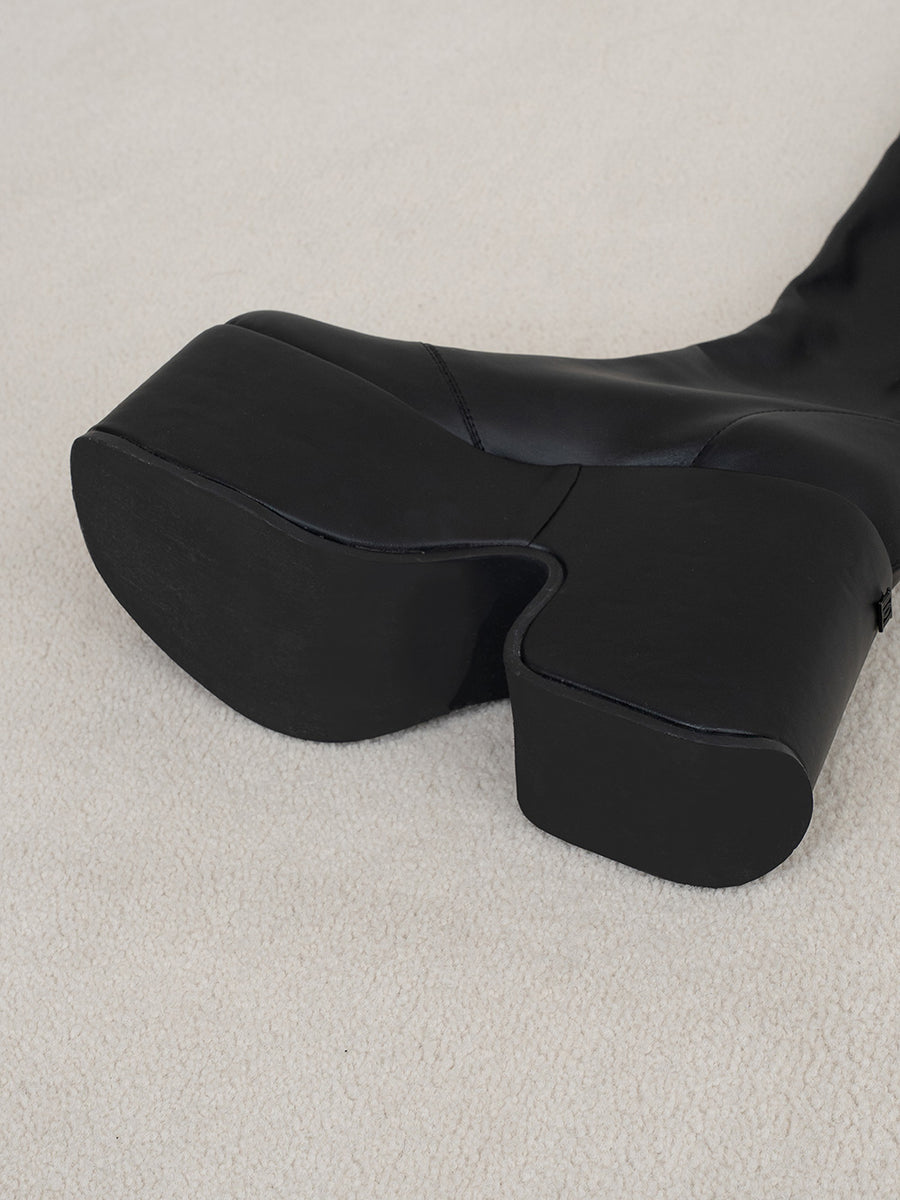 サイズ：M　カラー：BLK