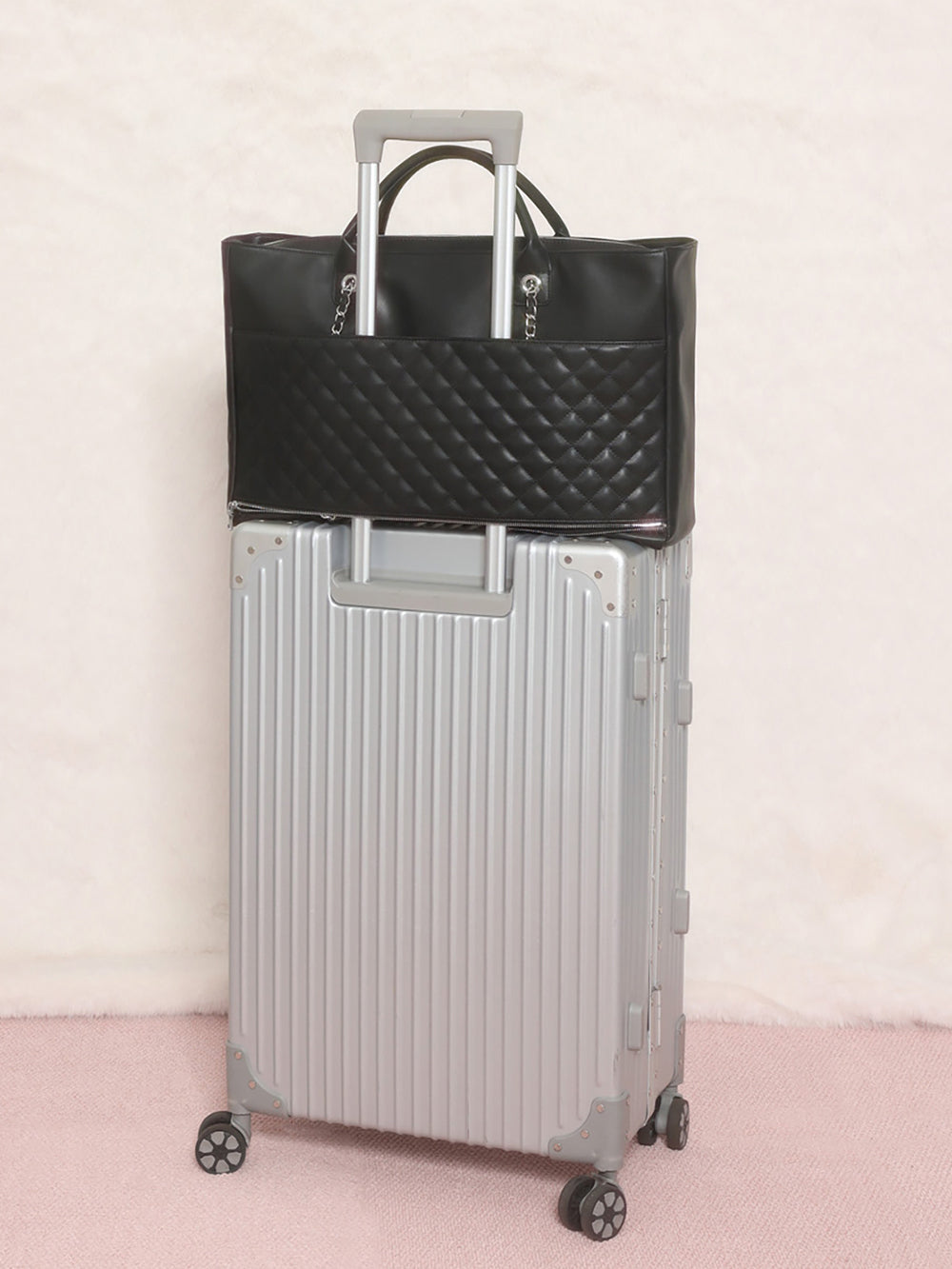 サイズ：FREE　カラー：BLK