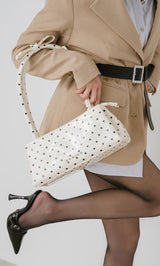 サイズ：FREE　カラー：WHT