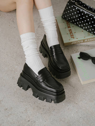 サイズ：M　カラー：BLK