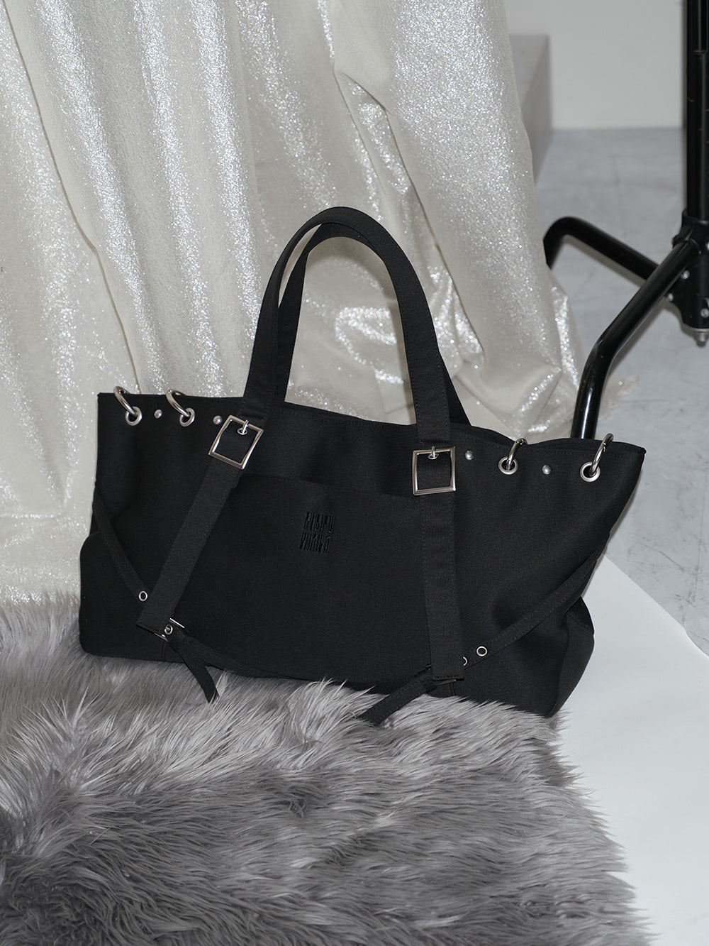 サイズ：FREE　カラー：BLK