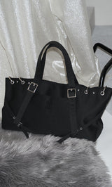 サイズ：FREE　カラー：BLK