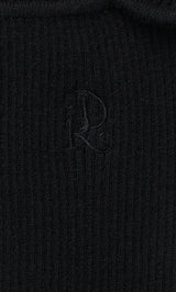 モデル：163cm（着用サイズ：FREE　着用カラー：BLK）