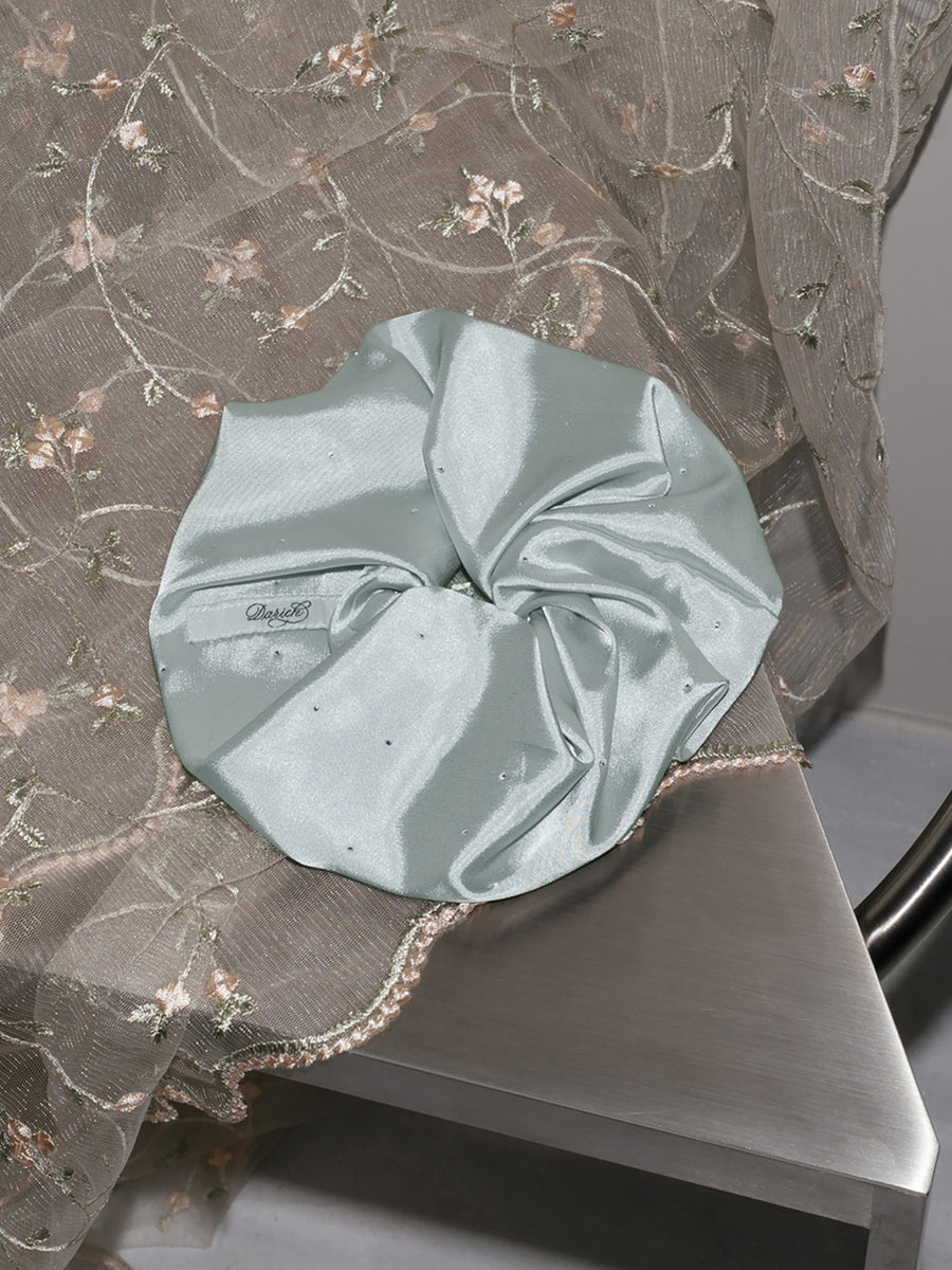 サイズ：FREE　カラー：SAX