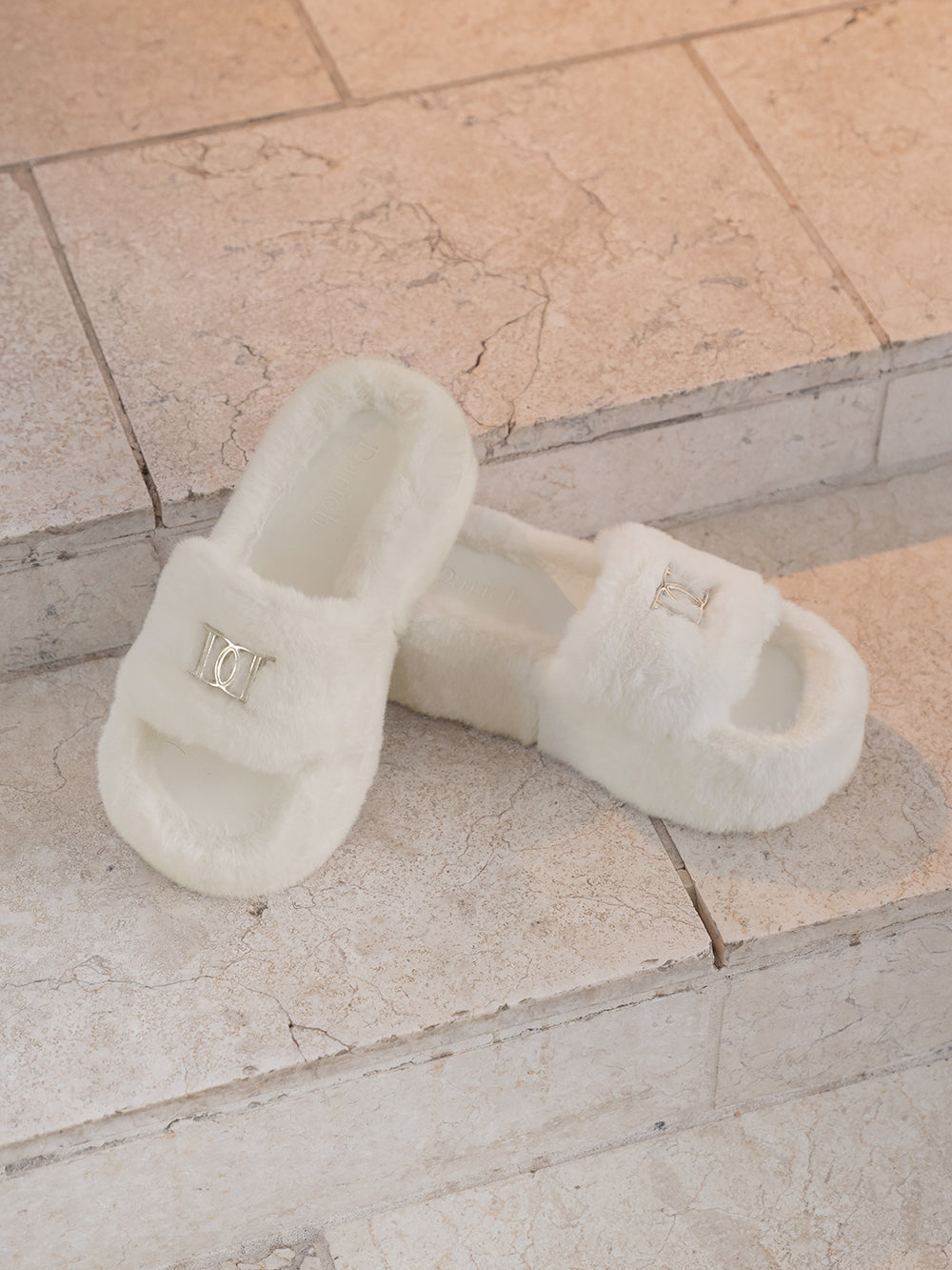 サイズ：M　カラー：WHT