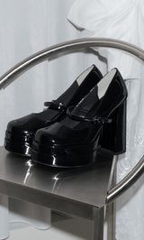 サイズ：L　カラー：BLK