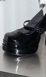 サイズ：L　カラー：BLK