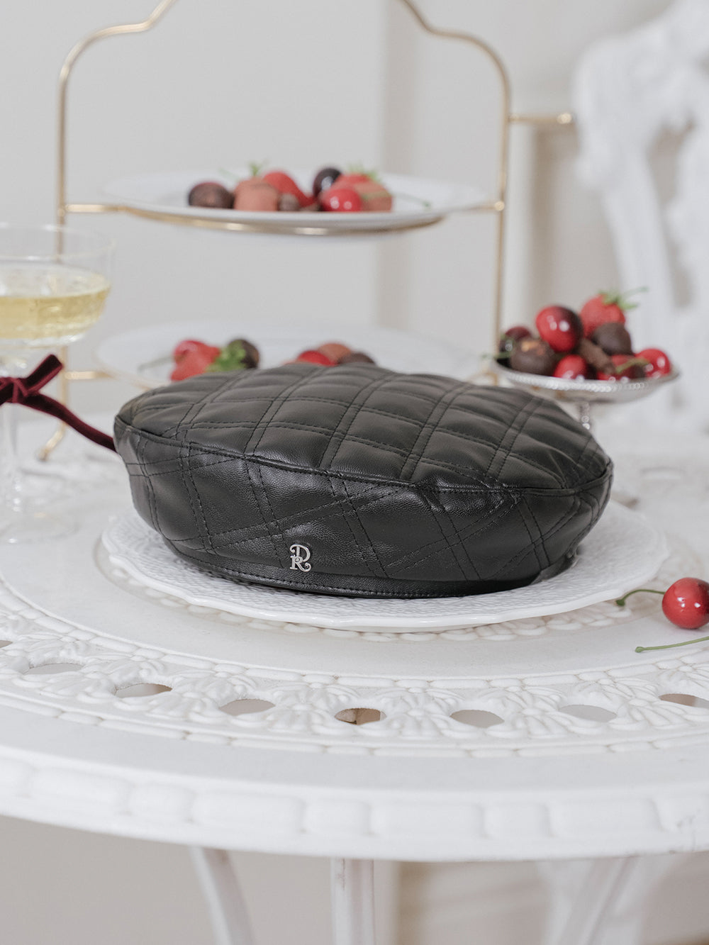 ダブルキルトレザーベレー - blk