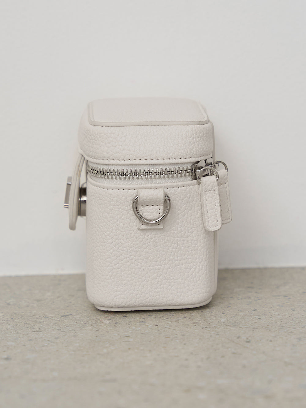 【novelty】Caviar Skin Leather Small Pouch