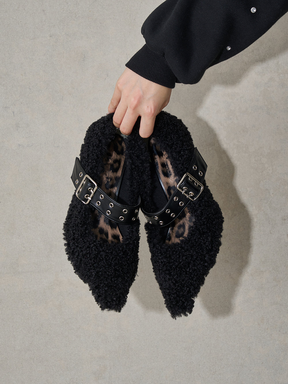 新品未使用　darich プードルファーベルトパンプス プードルファーベルトパンプス – Darich (ダーリッチ)