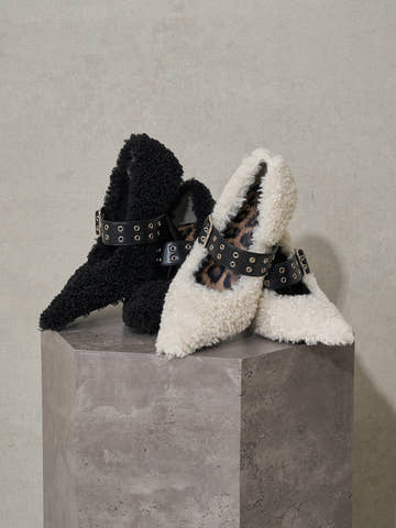 サイズ：M　カラー：IVO/BLK