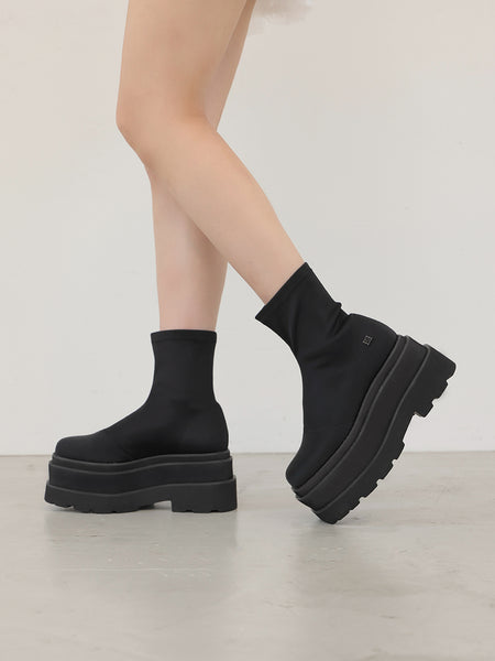 Ultra Stretch Flat Short Boots