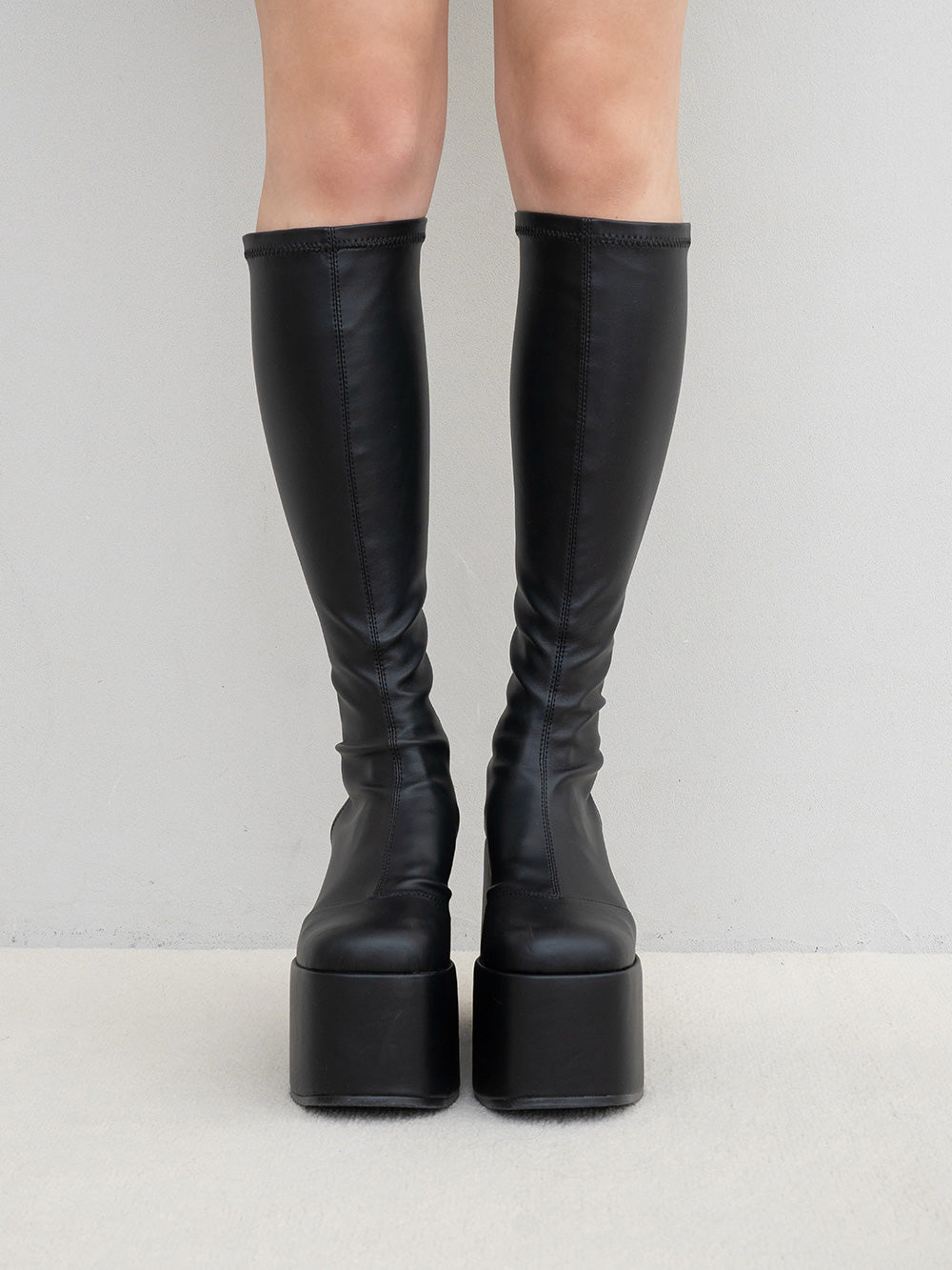 サイズ：M　カラー：BLK