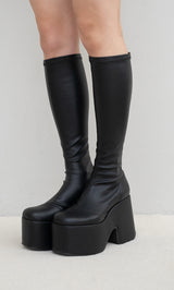 サイズ：M　カラー：BLK